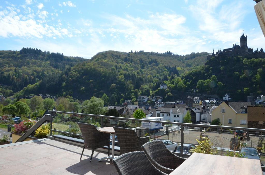 Flair Hotel Am Rosenhuegel - Garni Cochem Ngoại thất bức ảnh