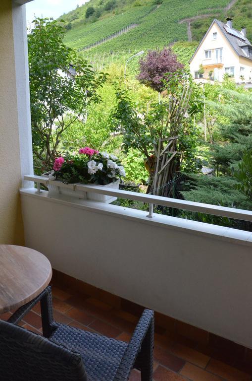 Flair Hotel Am Rosenhuegel - Garni Cochem Ngoại thất bức ảnh