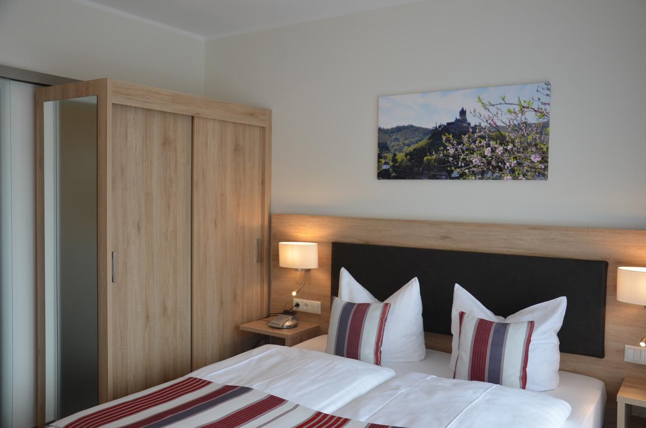 Flair Hotel Am Rosenhuegel - Garni Cochem Ngoại thất bức ảnh